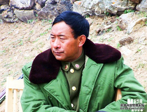 新华时评:从孔繁森到龚曲此里