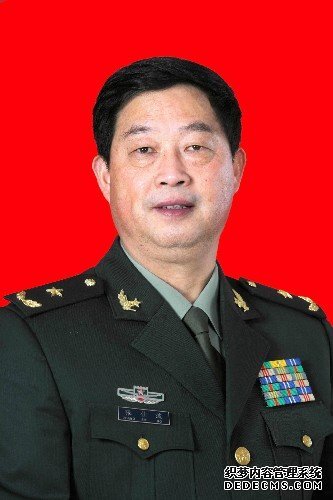 张仕波中将被任命为北京军区司令员