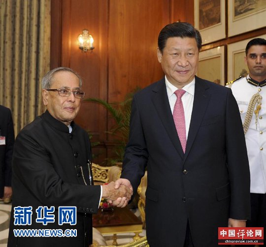 9月18日，国家主席习近平在新德里会见印度总统慕克吉。 新华社记者张铎 摄 