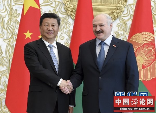 5月10日，国家主席习近平在明斯克同白俄罗斯总统卢卡申科举行会谈。 新华社记者李学仁摄