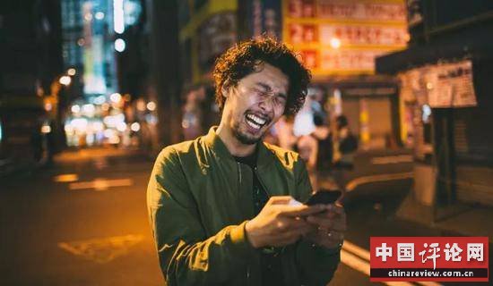 “隐形贫困人口”确实是很多人真实的生存状态