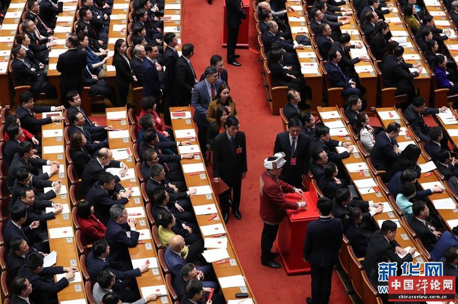（“中国面貌”系列述评·图文互动）（1）民主中国——70年中国面貌变迁述评之三