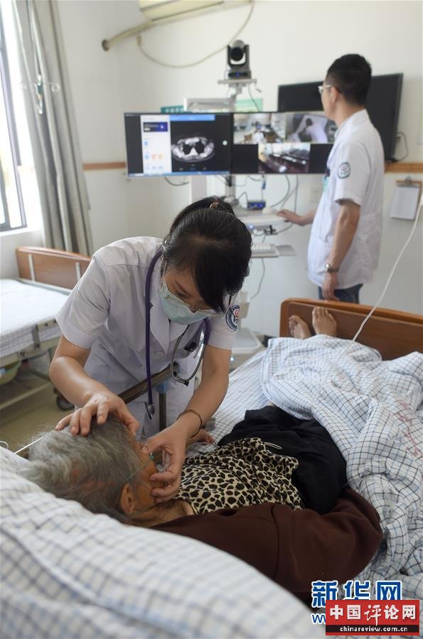 （“中国面貌”系列述评·图文互动）（1）健康中国——70年中国面貌变迁述评之七
