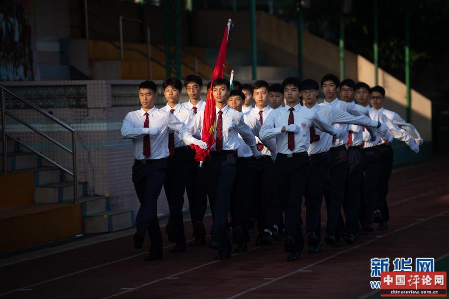 （澳门回归20周年·通讯·图文互动）（6）背靠祖国支持，发挥澳门所长——回归20年澳门与内地共享发展机遇