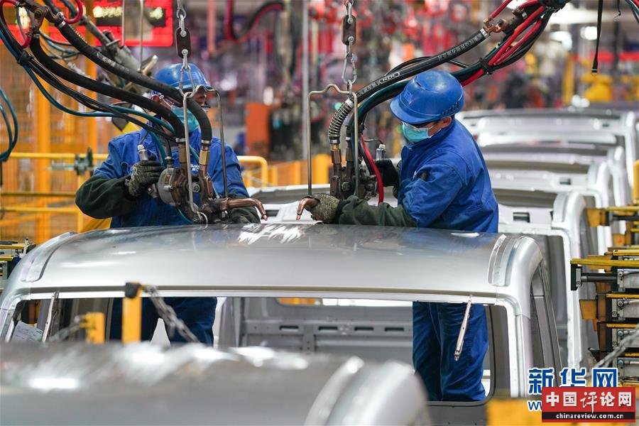 （在习近平新时代中国特色社会主义思想指引下——新时代新作为新篇章·习近平总书记关切事·图文互动）（16）精准发力抓统筹——各地落实“分区分级”有序恢复生产生活