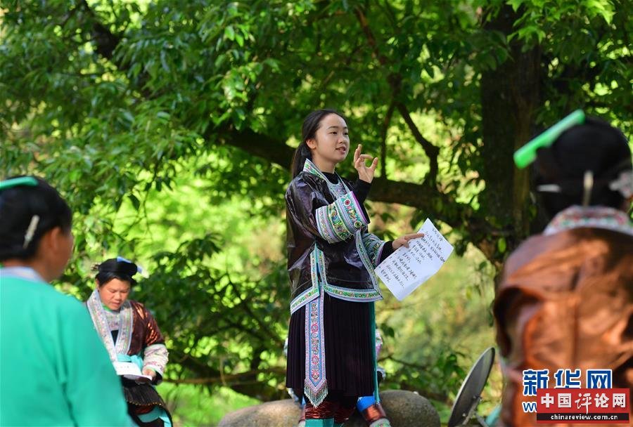 （脱贫攻坚）（12）苗山脱贫影像志——一位女大学生的特殊假期课堂