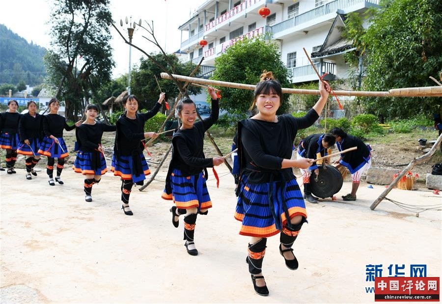 (新华全媒头条·图文互动)(11)“七迁”出深山——贵州瑶乡之变浓缩极贫地区脱贫攻坚奋斗史