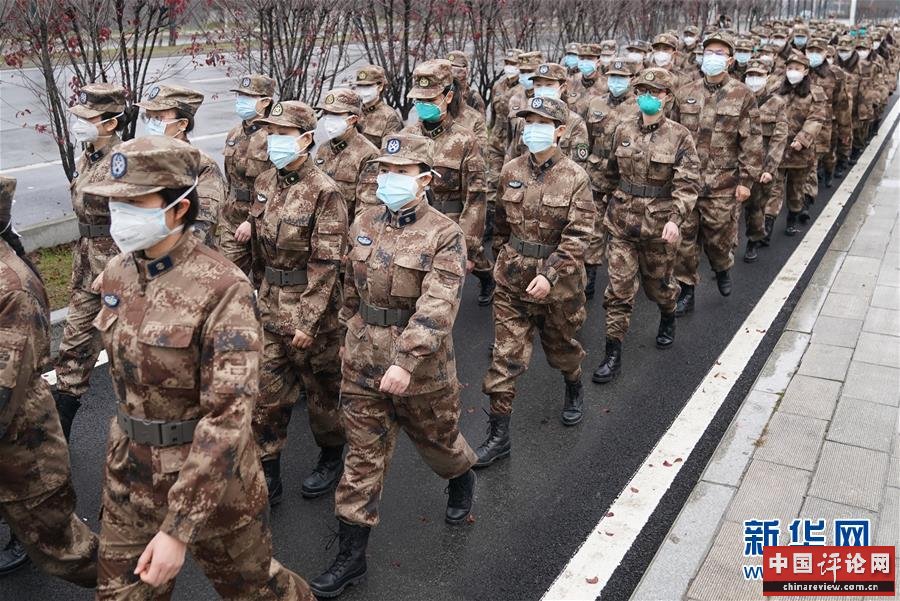 （新华全媒头条·“抗击疫情的中国行动”白皮书·图文互动）（5）人民至上、生命至上的中国答卷——从白皮书看中国抗击疫情历程