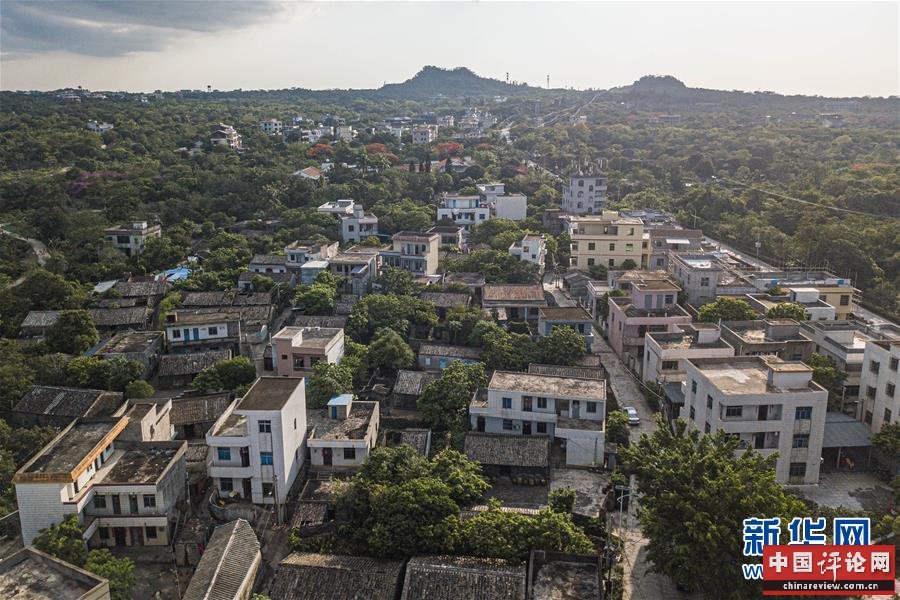(新华全媒头条·走向我们的小康生活·图文互动)(9)留住乡愁留住美——千村竞秀缀琼州