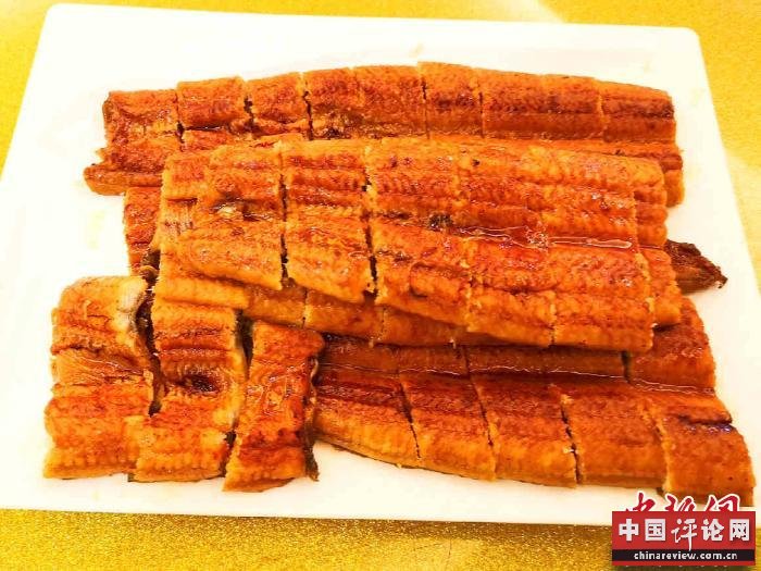 台山烤鳗 李晓春 摄