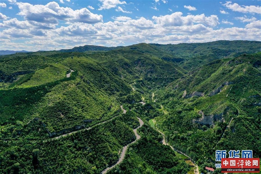 （走向我们的小康生活·图文互动）（1）一年一个样——再现“锦绣太原城”的逐梦之旅