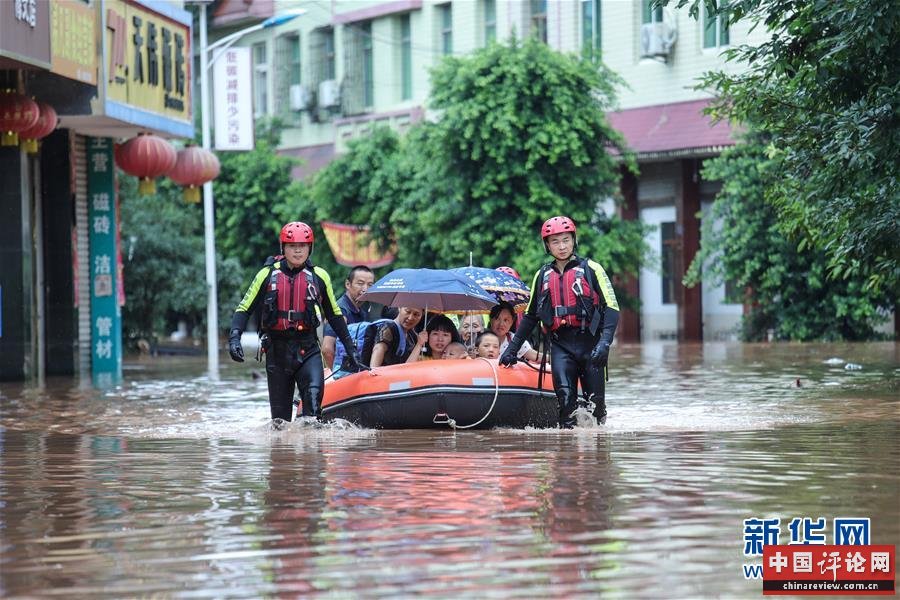 （防汛抗洪）（1）四川强降雨持续 逾10万人受灾