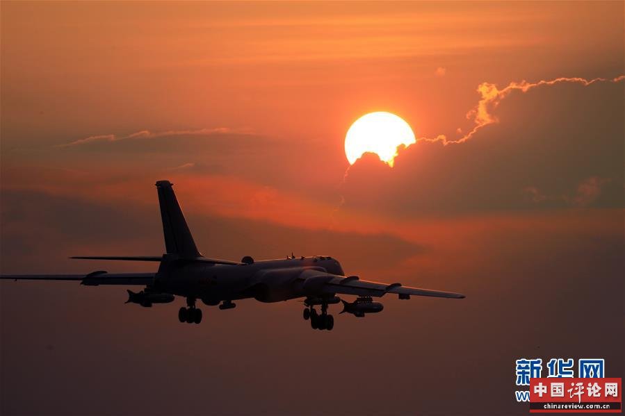 （在习近平强军思想指引下·我们在战位报告·图文互动）（4）雷霆“战神”向战而飞——空军航空兵某师牢记嘱托备战打仗记事