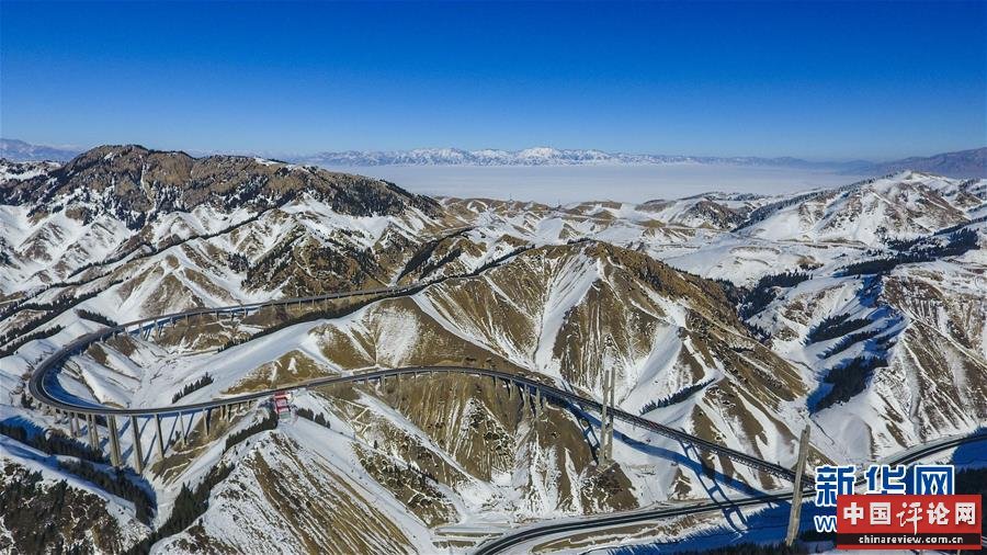 （新华全媒头条·图文互动）（1）旗引天山南北　谱写发展新篇——以习近平同志为核心的党中央关心新疆工作纪实