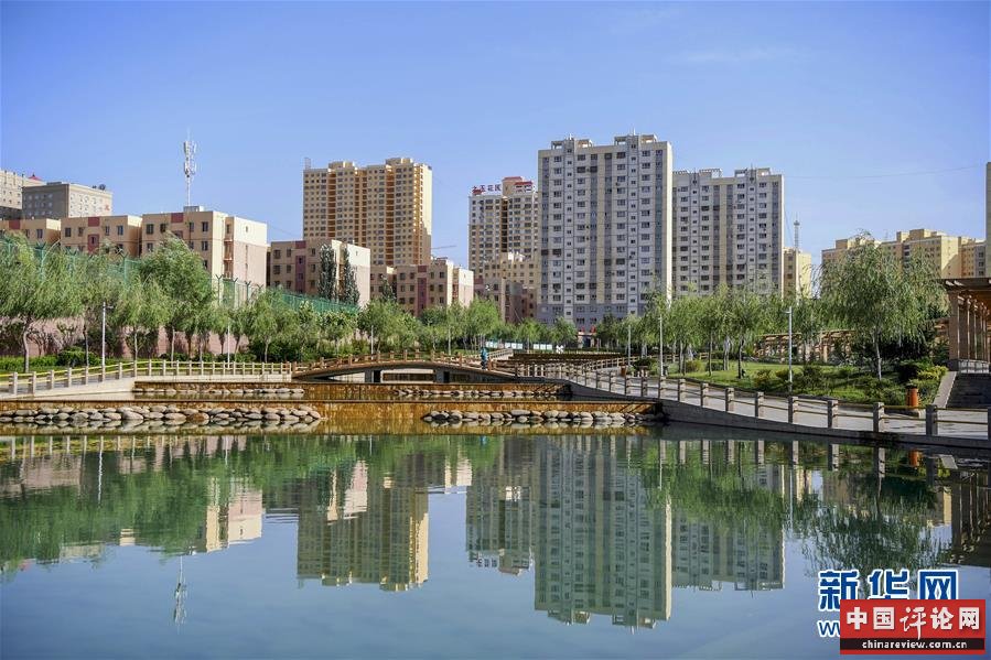(新华全媒头条·图文互动)(8)旗引天山南北 谱写发展新篇——以习近平同志为核心的党中央关心新疆工作纪实