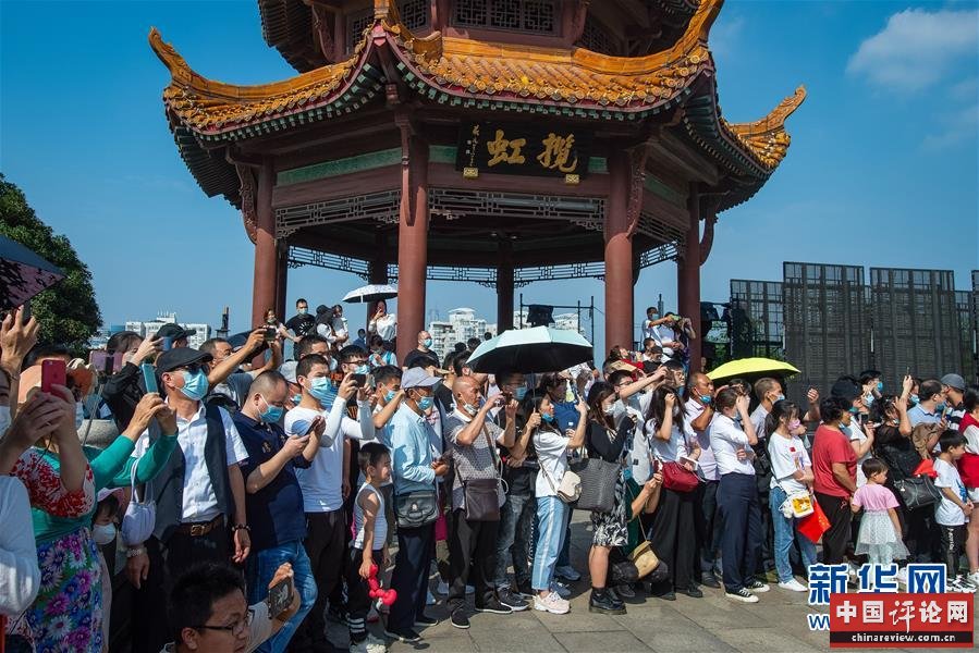 （新华全媒头条·图文互动）（2）大美中国看活力——来自国庆黄金周的一线观察