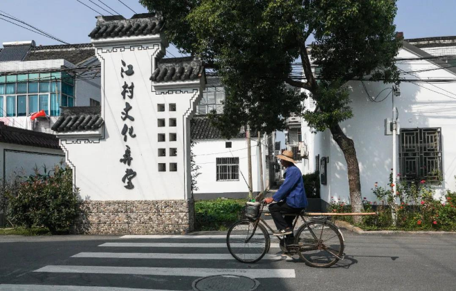 城镇户口可继承农村宅基地，意味着什么？