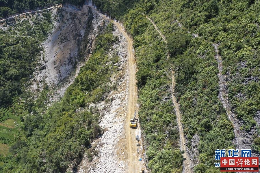 （新华全媒头条·图文互动）（5）“石山王国”筑路记