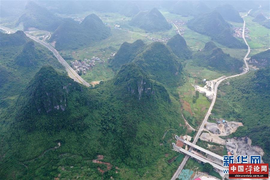 （新华全媒头条·图文互动）（11）“石山王国”筑路记