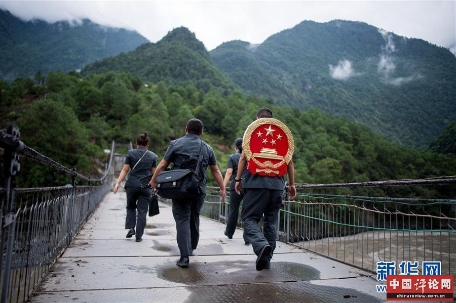（新华全媒头条·图文互动）（14）历史交汇点上的宏伟蓝图——《中共中央关于制定国民经济和社会发展第十四个五年规划和二〇三五年远景目标的建议》诞生记