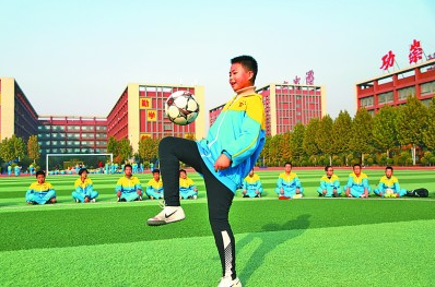 “不出汗”的体育课该改变了