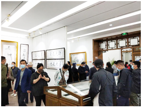 书画家叶建波受邀参加恩师范曾辛丑书画展