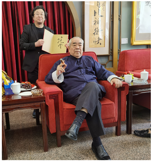 书画家叶建波受邀参加恩师范曾辛丑书画展
