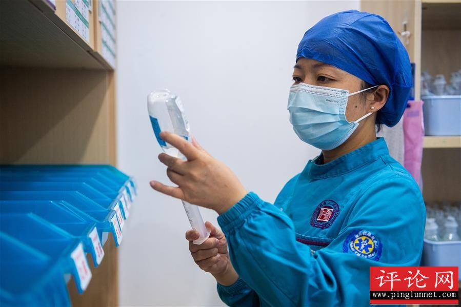 （二十大代表风采·图文互动）（4）徐芙蓉：在生死边缘守护生命